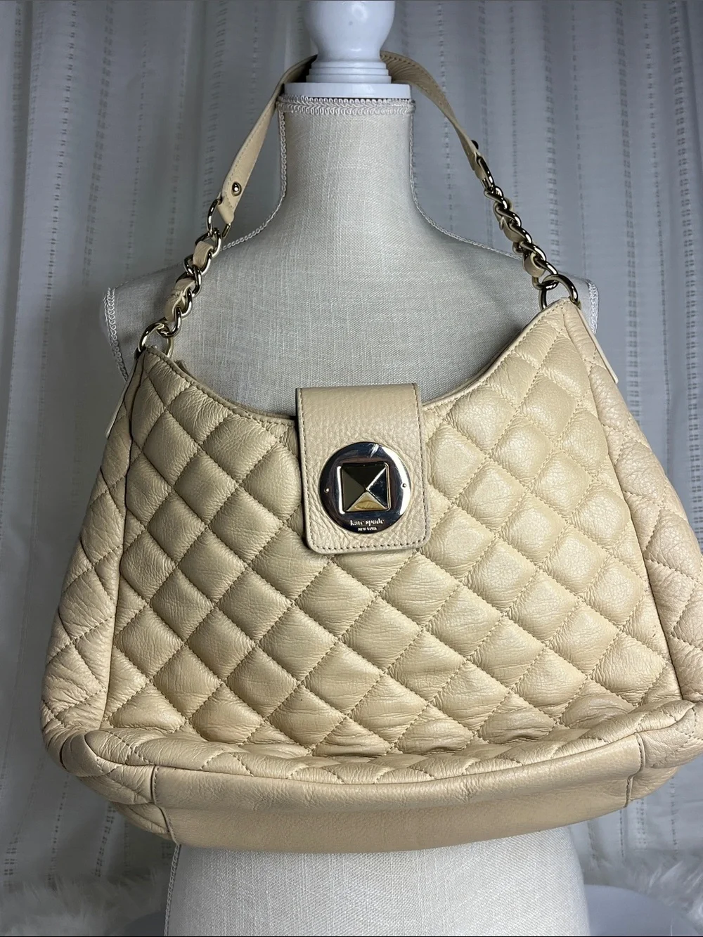 Kate Spade  Quilted Cream Leather Shoulder Bag with Chain Detail